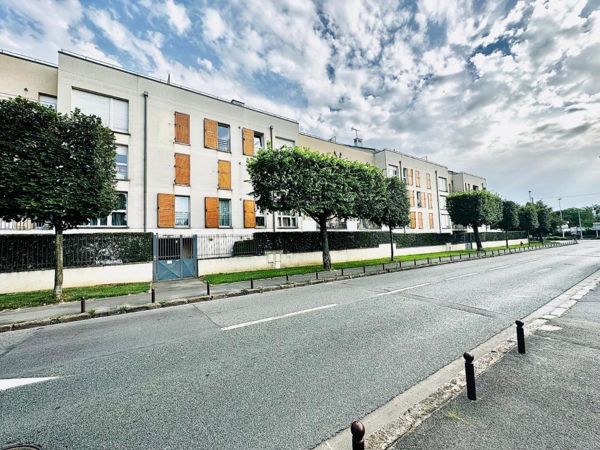 Btobed - Location Professionnelle - Appartement 4 Personnes Parking Gratuit - Proche Parc Des Expositions Et Aeroport Cdg Villepinte  Exterior photo